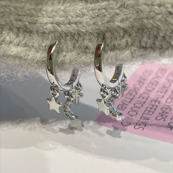 Orecchini pendenti con croce a forma di stella a otto punte geometrica semplice e alla moda, con occhio di demone e clip._voghion.com