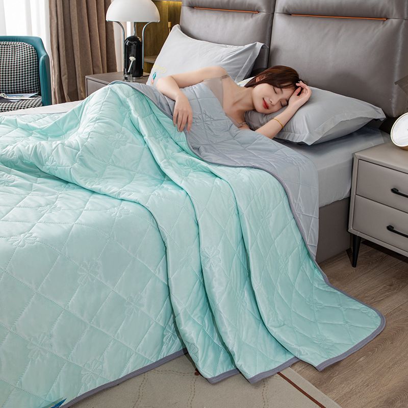 Trapunta estiva rinfrescante, leggera e lavabile, per chi dorme caldo e suda di notte, trapunte traspiranti morbide e fresche a doppia faccia._voghion.com