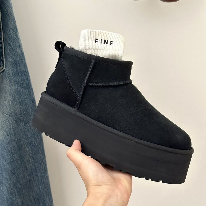 2023 Höst/vinter Mini Tjock Botten 5 cm Mode Stil Henan Sangpo snökängor Dam Läder Och Päls One Piece_voghion.com