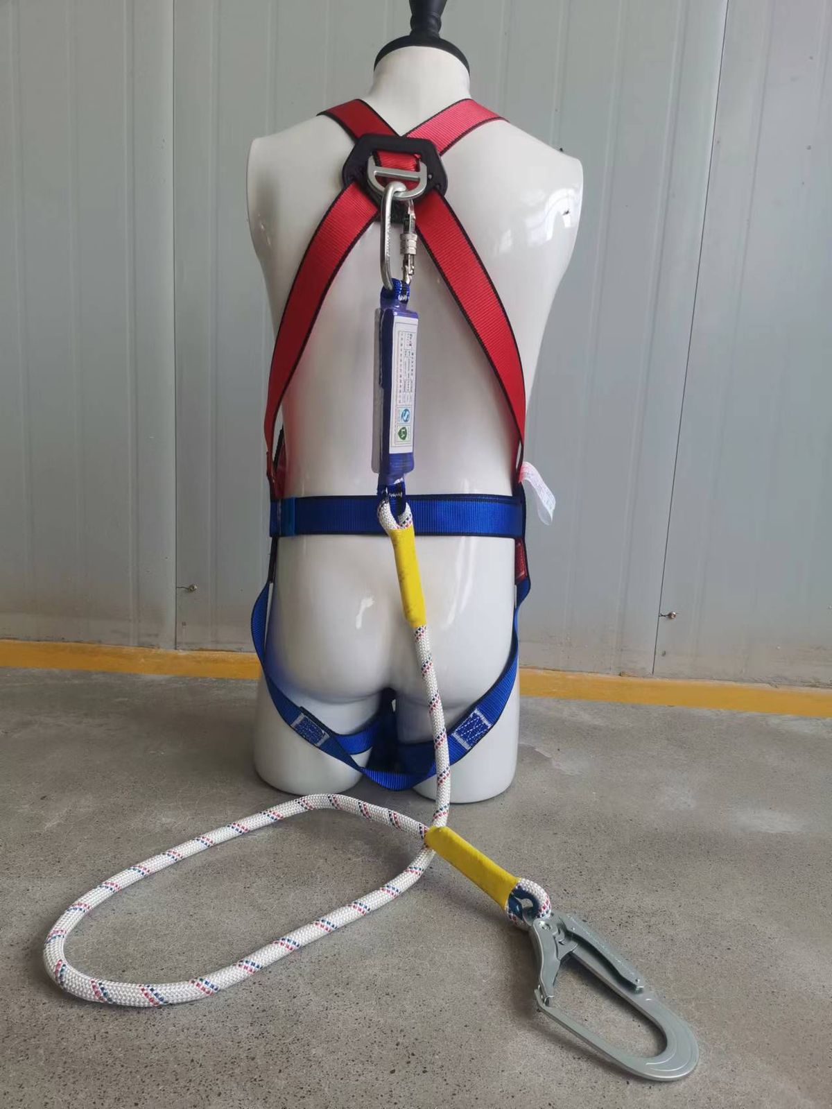 Hexin New National Construction Standard Five-Point Double Hook Buffer Pack European Style Safety Belt_voghion.com