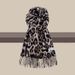 Einzigartiger, süßer und cooler Leopardenmuster-Quastenschal für Damen – der perfekte Begleiter für Herbst und Winter 2025 im angesagten Girl-Style._voghion.com