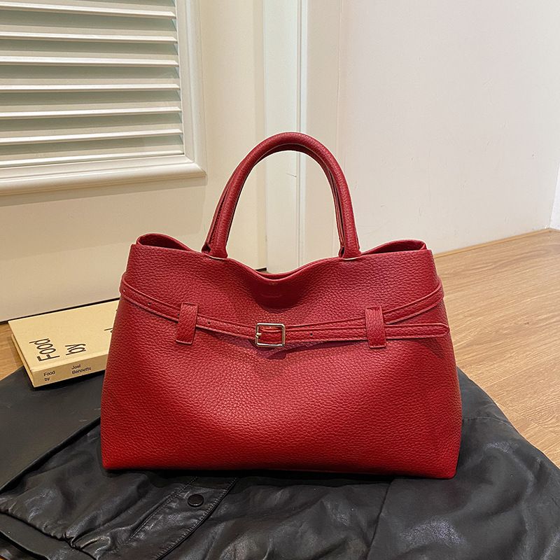 New 2024 minimalist commuting tote bag with large capacity bags, trendy and elegant temperament, women's buckle handbag_voghion.com