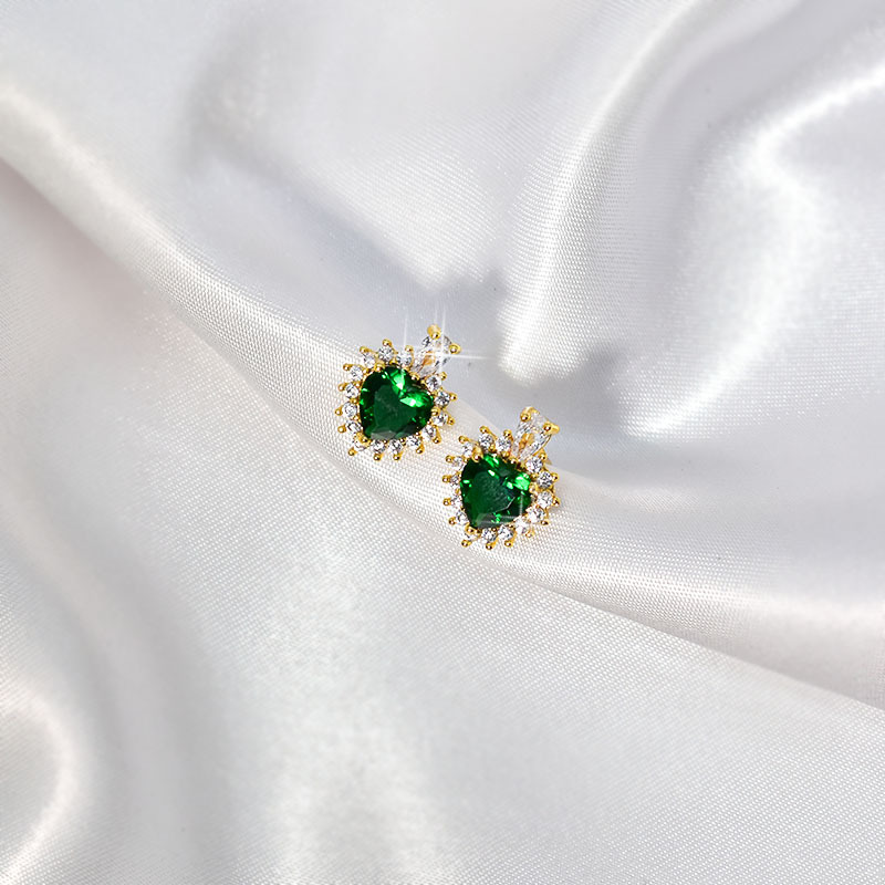 Collana a forma di cuore con design di nicchia intarsiato in zircone verde femminile, acciaio al titanio di alta qualità e pregiato, resistente allo sbiadimento_voghion.com
