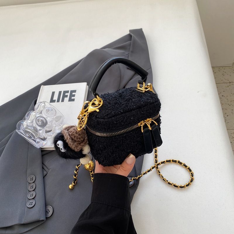 Borsa da donna versatile in stile lana nuova, alla moda, profumata, piccola, rotonda, autunno/inverno 2024_voghion.com