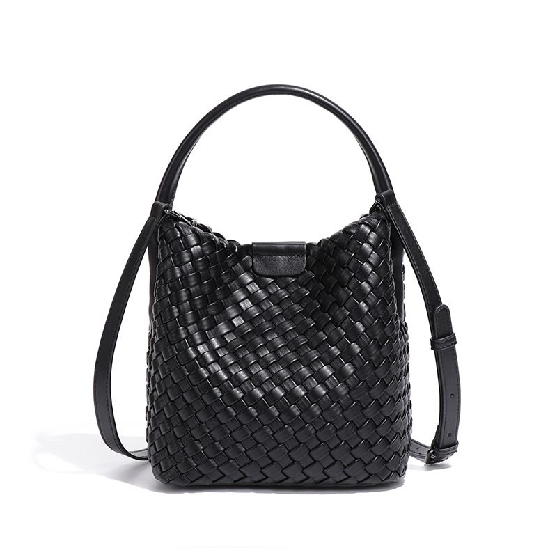 2024 Summer Women's Fashion Casual Shoulder Crossbody Handbag Bucket Handwoven Basket Bag_voghion.com