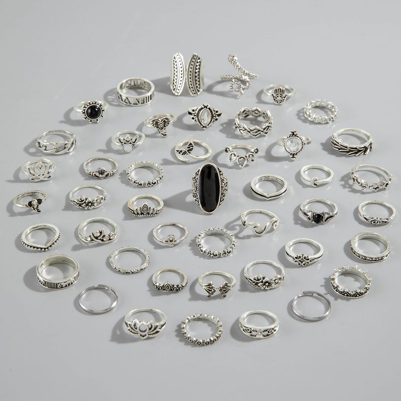 Dark Style Snake Flower Inlaid Diamond Elephant Trunk Ring Set Fifteen Pieces Mixed Batch_voghion.com