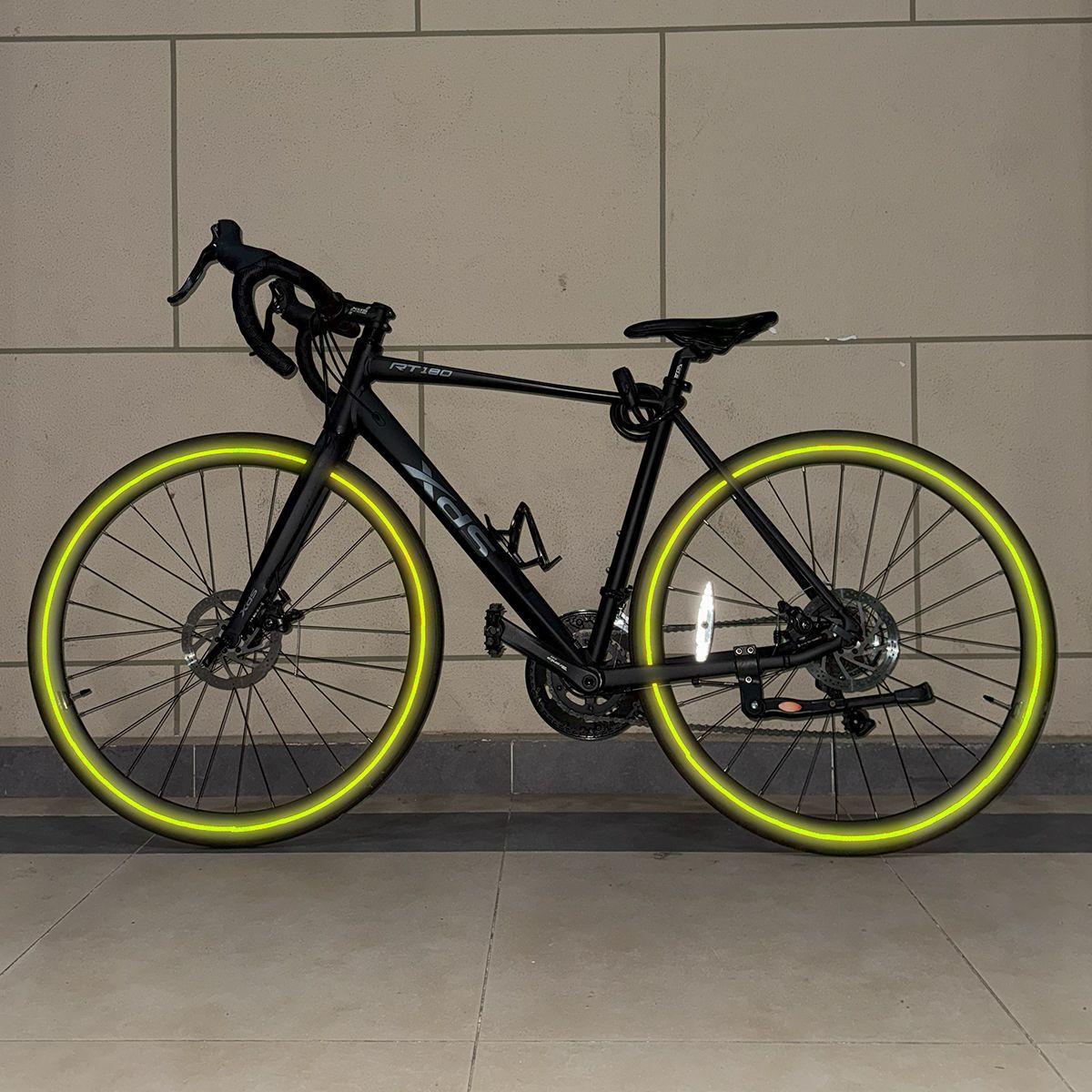 【Kolorowy wybór】 Naklejki na rower górski Nocna jazda Szprycha Pręt Stalowy drut Fluorescencyjny Wiatr i ogień Martwe koło prędkości_voghion.com