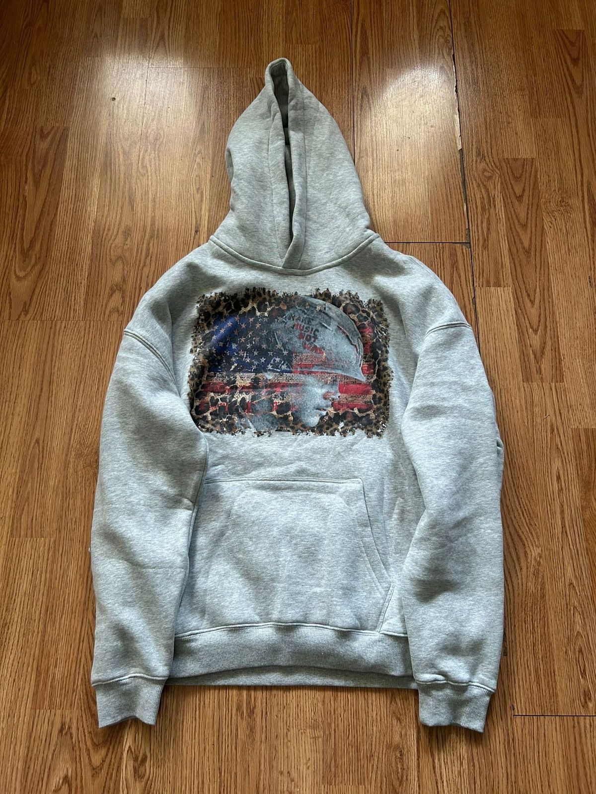 Hoodie mit dunklem Anime-Print – Übergroßer Y2K-Streetwear-Pullover mit Grafikdesign | Gothic-Ästhetik-Unisex-Sweatshirt (S-XL)_voghion.com