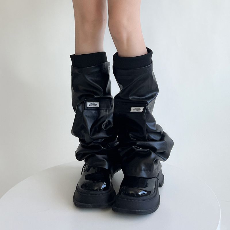 New Millennium style sweet cool girl black leather English label pocket leg cover ins hot girl fashion socks_voghion.com
