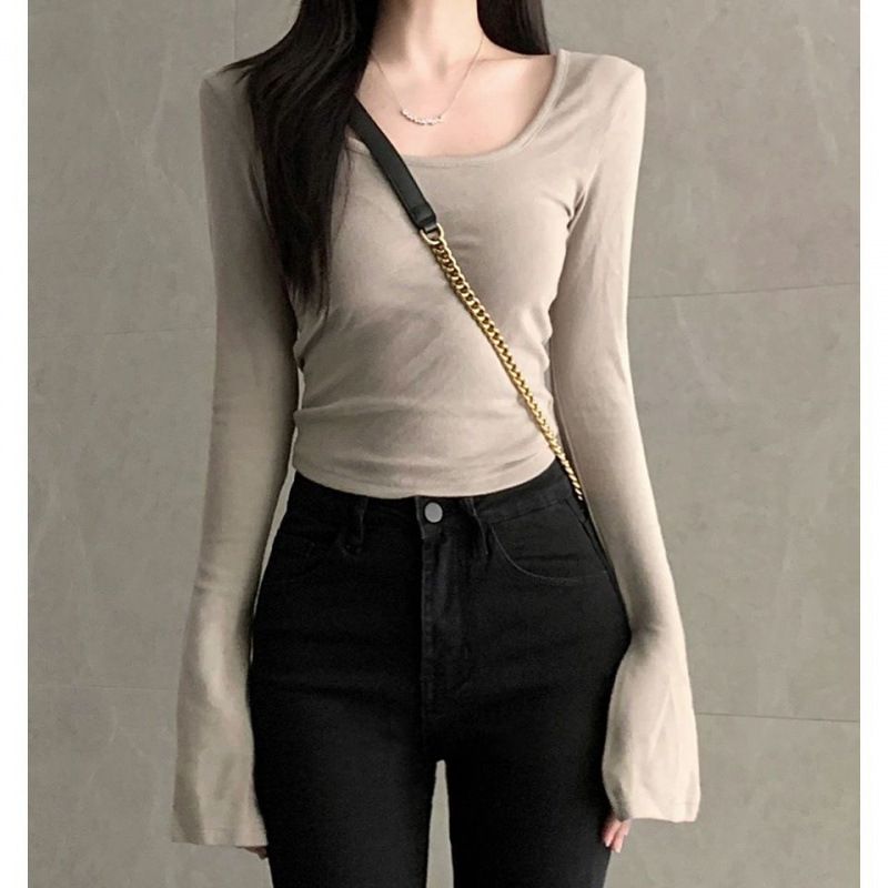 French style interior unique and seductive style, square neckline split long sleeves as the base layer, paired with_voghion.com