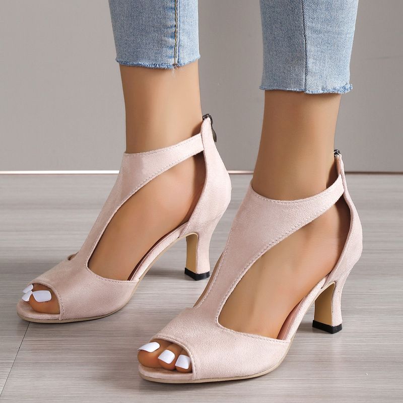 New Large-size Chunky Heels Large-size Fish Mouth Hollow One-line Sandals With High Heels_voghion.com
