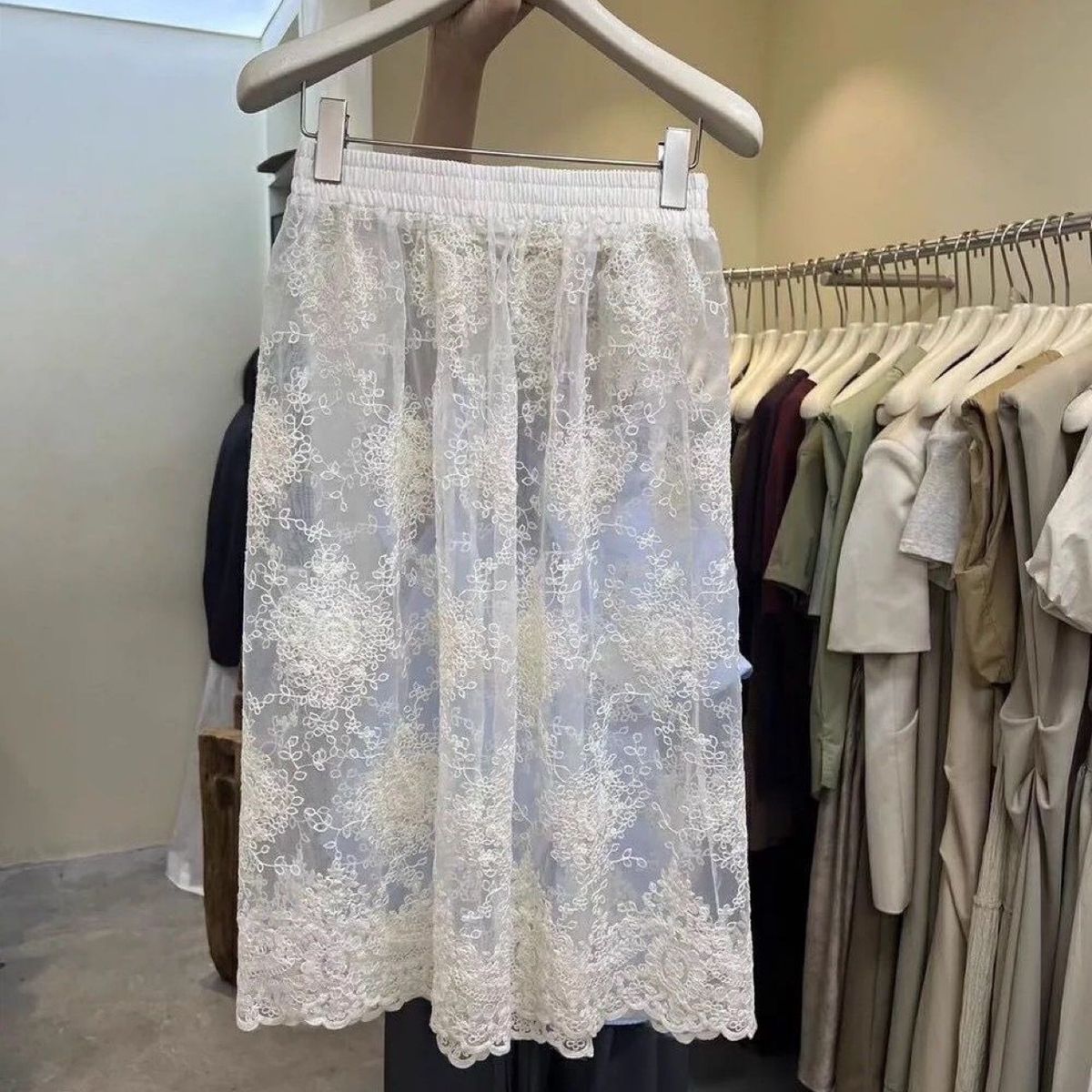 Gonna midi in pizzo vintage ChicShe per donna, estate 2025, nuova gonna a strati con elastico in vita e lunghezza media_voghion.com