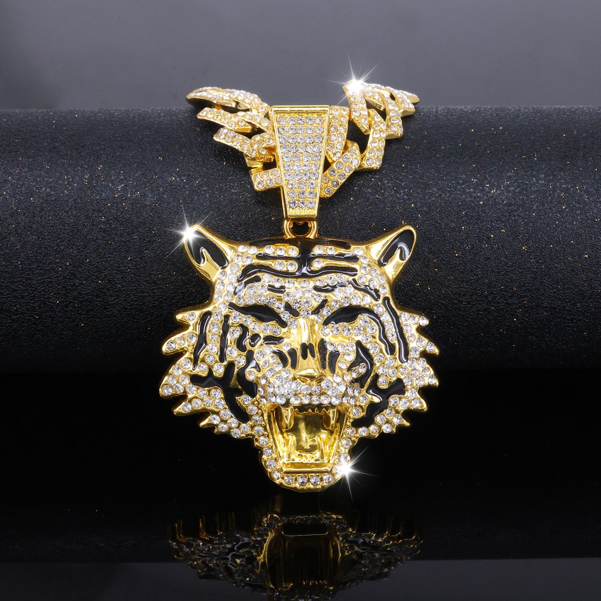Unisex Cool Three Dimensional Full Diamond New Oil Painting Tiger Head Pendant Trendy Personality Men's Hip Hop Necklace_voghion.com
