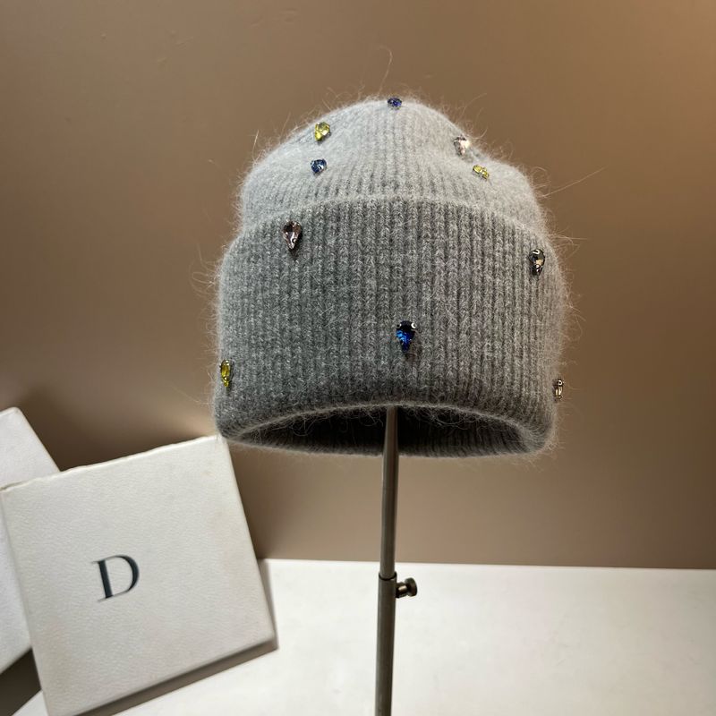 Paris fashion colored diamonds light luxury winter rabbit fur knitted hat personalized youth colorful sweet cool design wool hat_voghion.com
