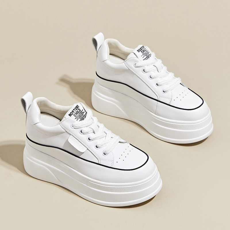 Dickbesohlte weiße Damenschuhe für den Frühling und Sommer 2024, neue innenliegende, höhenverstärkende Turnschuhe für Damen, trendige Studentensportarten und_voghion.com