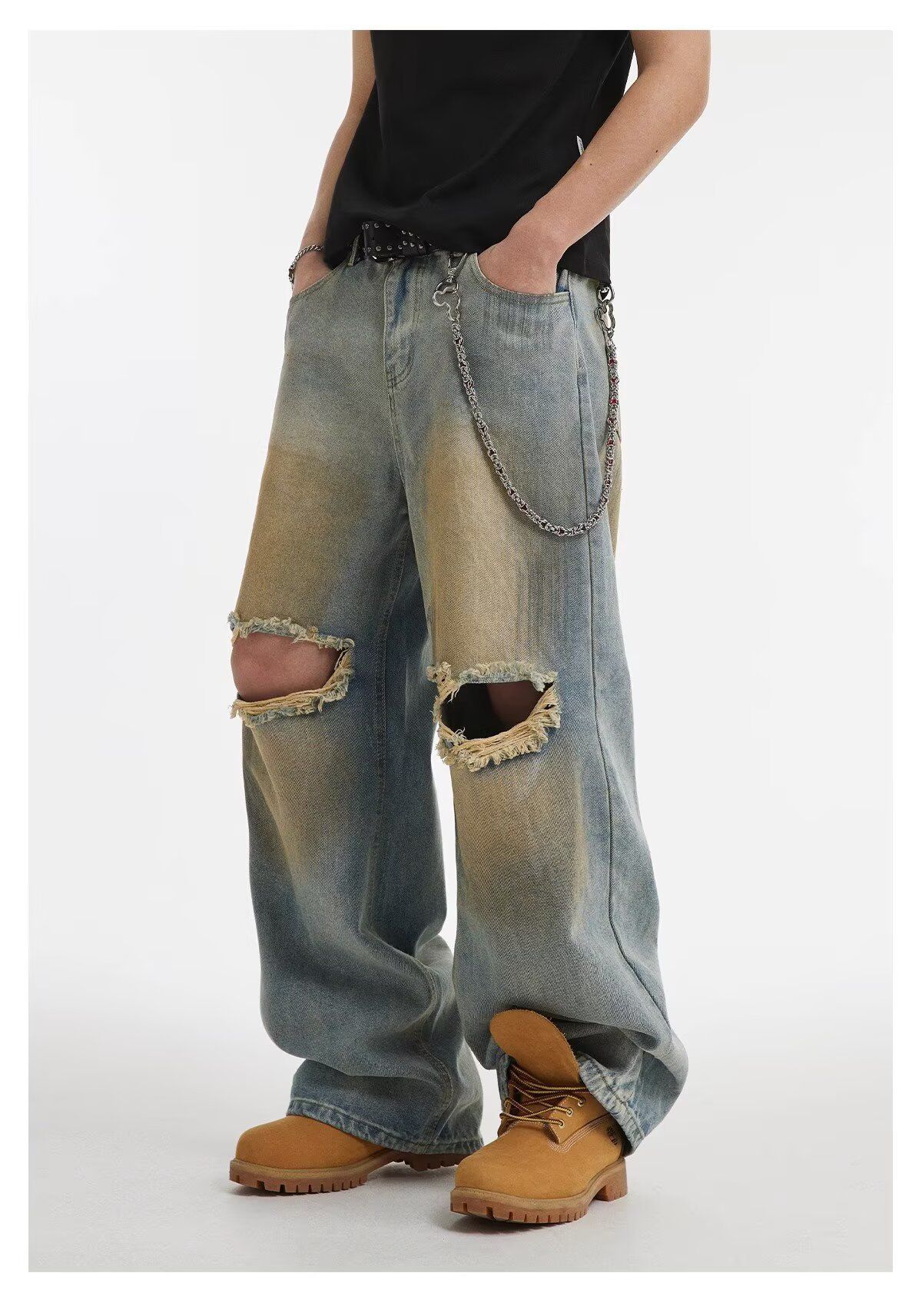 Pantaloni estivi larghi sfumati retrò in denim strappato e usurato da uomo_voghion.com