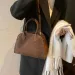 Designer 2025 Tote voor vrouwen Dames suède handtas Vintage handvat Mode retro schoudertas Werk leren tas_voghion.com
