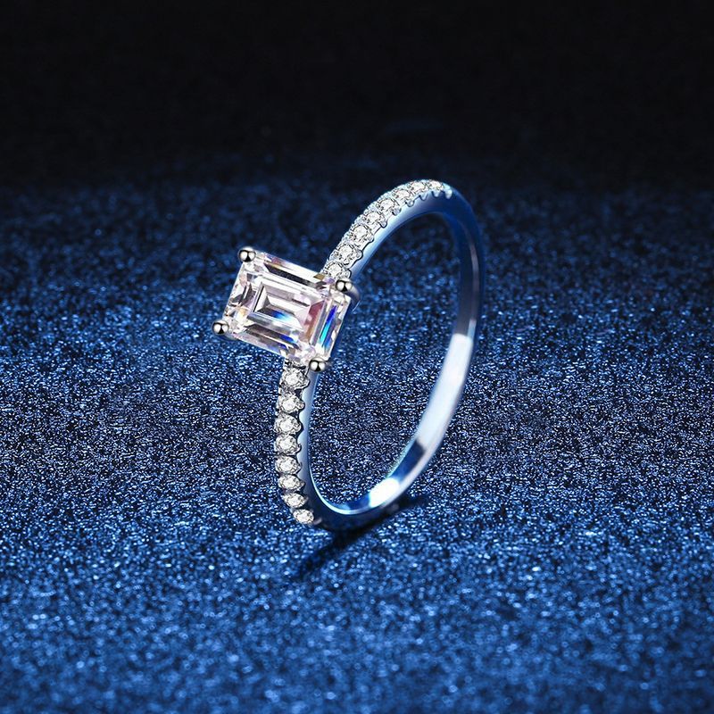 S Pure Silver Four Claw Emerald Radian Cut Wedding Moissanite Diamond Ring Female_voghion.com