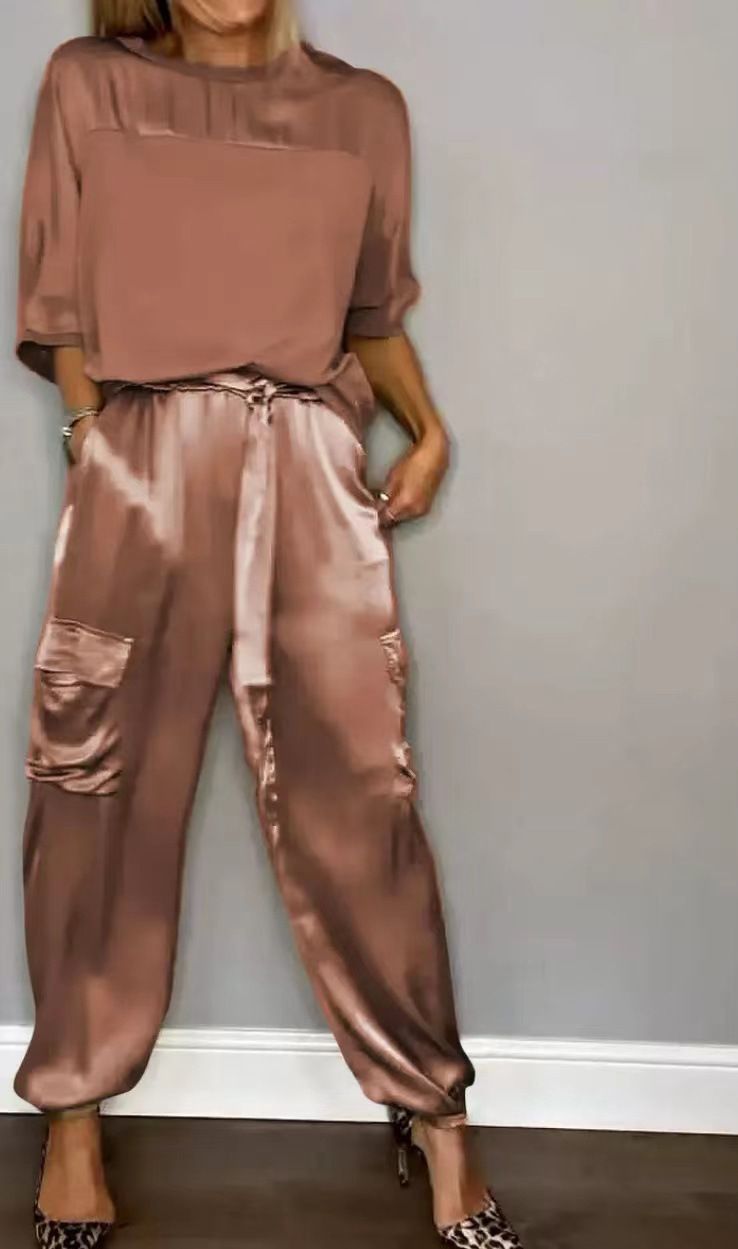 Women's Clothing smooth satin half sleeved top and pants suit two piece set_voghion.com