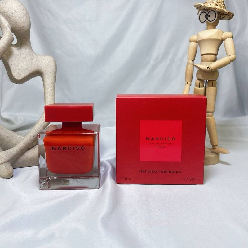 Narciso Rodriguez Notas florais amadeiradas perfume feminino garrafa vermelha elegante e nobre temperamento presente de feriado 90ML_voghion.com