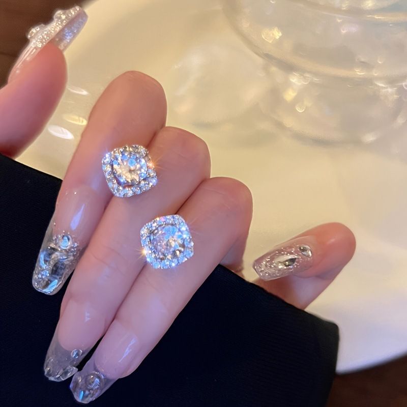 Diamant Quadrat Ouerréng fir Fraen, einfach a luxuriéis, High-End Nisch Ouerréng, voll Diamanten Design, modesch a villfälteg Ouerréng fir Fraen_voghion.com
