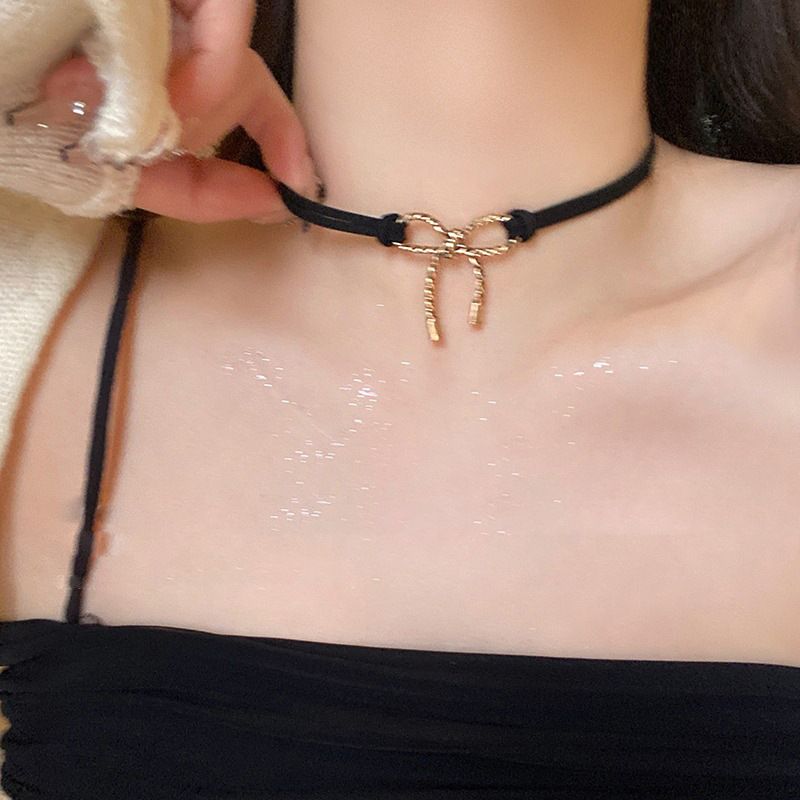 Black bow choker necklace necklace female summer light luxury niche neck accessories sweet cool hot girl style neck strap_voghion.com