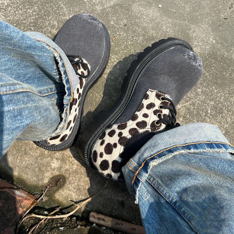 Derby con estampado de leopardo, suela gruesa, para hombre y mujer, con aumento de altura, de cuero, pequeño, nuevo, con punta grande hacia arriba._voghion.com