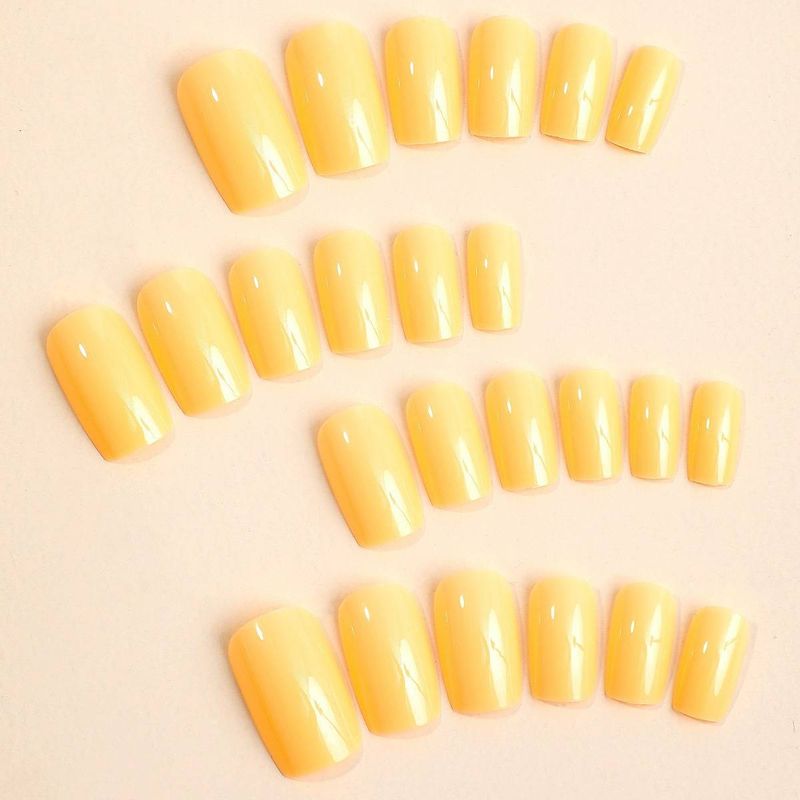 24 Pieces Of Pure Color Wearable Nails With Light Yellow Color, Rectangular Wearable Nail Art Pieces, Finished Nail Pieces_voghion.com