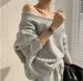Maglione oversize chic coreano con spalle scoperte - Top in maglia con maniche a pipistrello di ispirazione francese per donna (grigio, nero, beige, taglia unica)_voghion.com