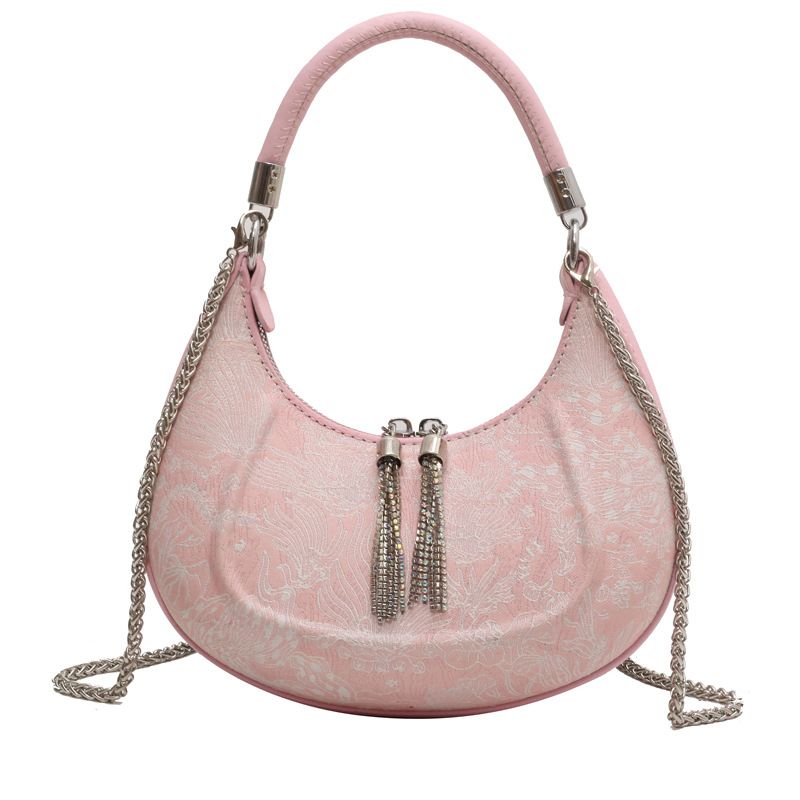 2023 New Niche Design Borsa a tracolla esplosiva Borsa ascellare Versione coreana catena borsa a mezzaluna di fascia alta tutto-fiammifero_voghion.com