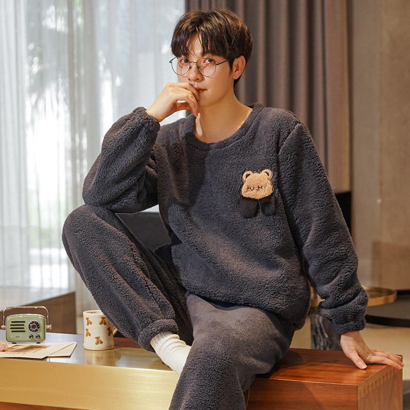 Men's flannel pajamas in autumn and winter, round neck coral fleece for warmth, student casual wear with thick fleece,_voghion.com