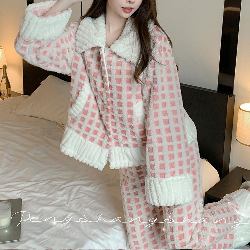 2025 New Winter Women's Three-Piece Pajama With Straps, Fleece-Lined, Thickened, Warm Coral Fleece Homewear Set_voghion.com