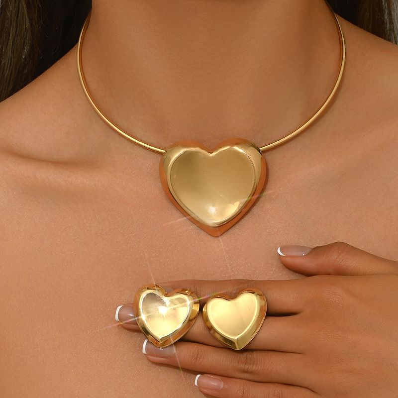 Set di gioielli da donna, alla moda, dolce e fresco, collana e orecchini a forma di cuore, design geometrico rotondo, catena per clavicola, orecchini versatili._voghion.com