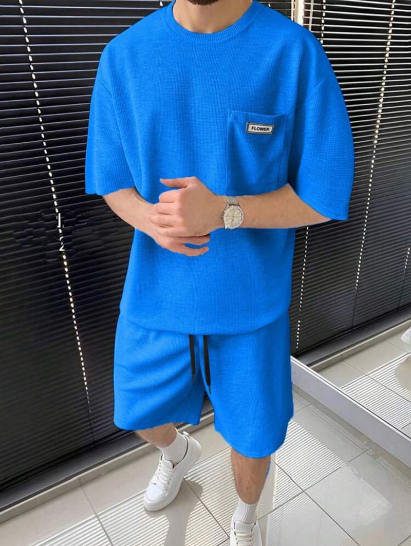 Completo da uomo con maglietta e pantaloncini, semplice e sottile, due pezzi_voghion.com