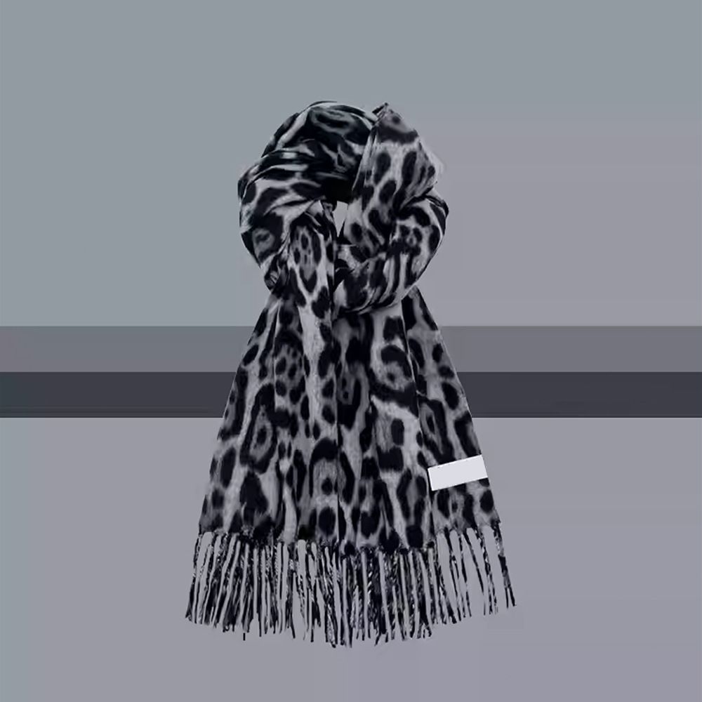 Sciarpa con stampa leopardata retrò per donna inverno 2025 nuova calda sciarpa con frange sul collo autunno e inverno_voghion.com