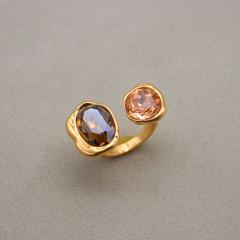 Bague unie en strass médiéval de créateur avec ouverture réglable et bijoux à main incrustés de grandes pierres précieuses pour bagues anciennes_voghion.com