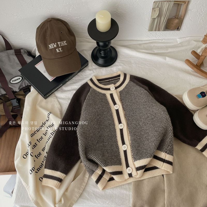 ChildrenBoysSweaterAutumn2025SplicedLongSleeveInfantBabysBoysKnitwearCoatCasualRetroKorean18YrsBoysCardigan_voghion.com