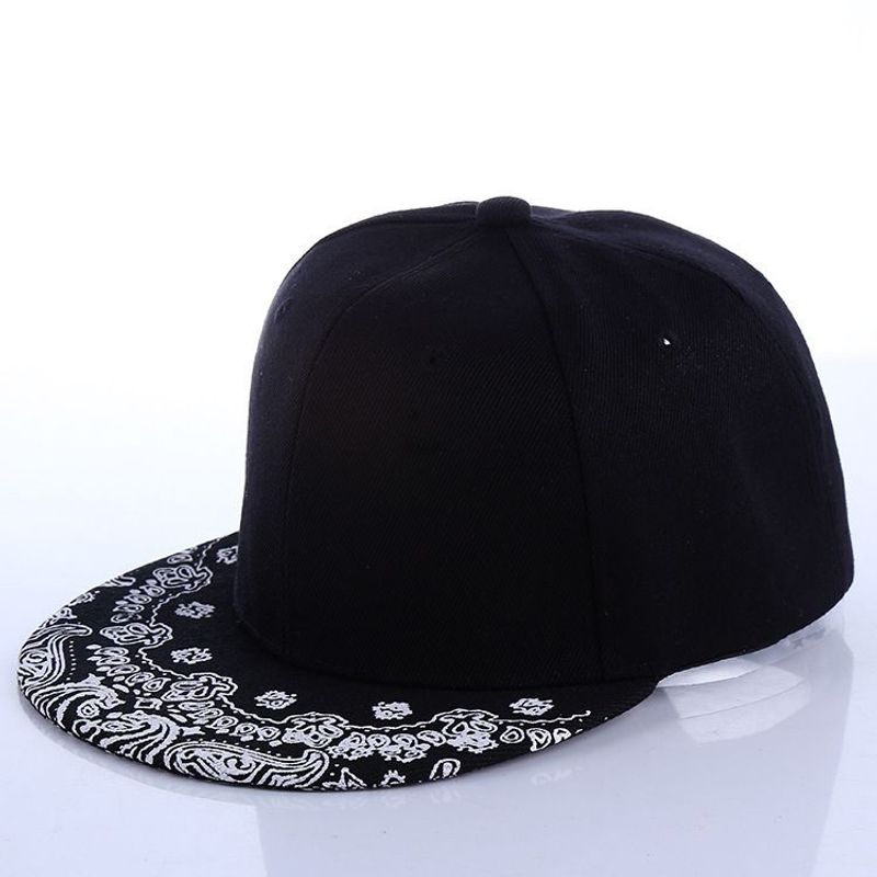 Ins a prueba de viento de celebridad de Internet joven y guapo de gama alta para amantes de hombres y mujeres, moda universal versátil informal_voghion.com