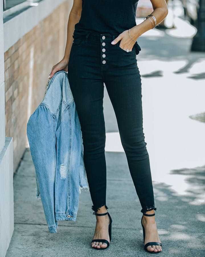 pantaloni a matita per piedi piccoli in denim nero versatile elasticizzato, pantaloni stivali, desiderano donne alla moda_voghion.com