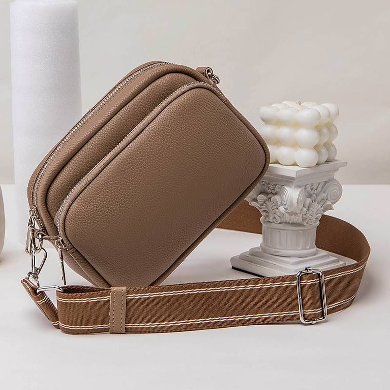 Trendy Damentasche 2024 Neue Lingge PU Umhängetasche Vielseitige kleine Damen One-Shoulder Kleine quadratische Tasche_voghion.com