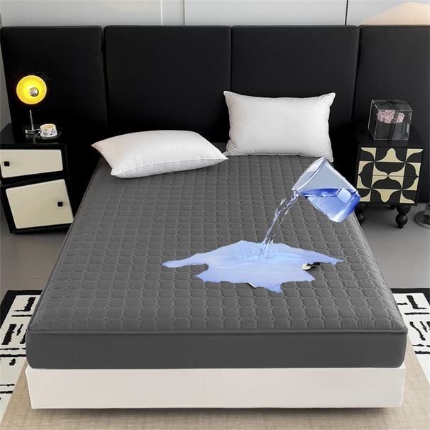 Düz Renk Kapitone Su Geçirmez Yatak Çarşafı_voghion.com