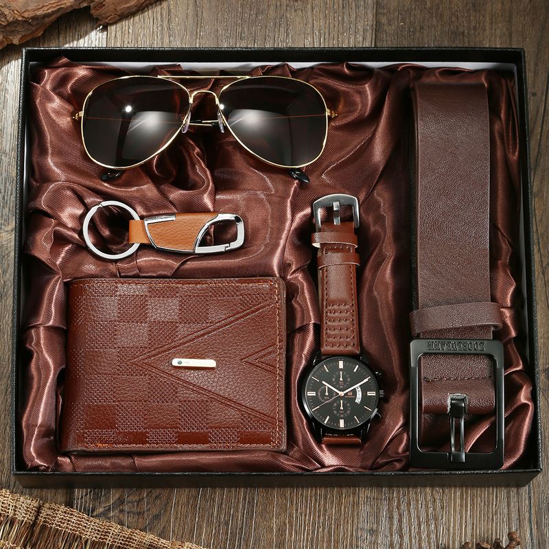 Men's Watch Set Fashion Men's Business Quartz Watch Calendar Roman Scale Belt Men's Gift Box Set_voghion.com