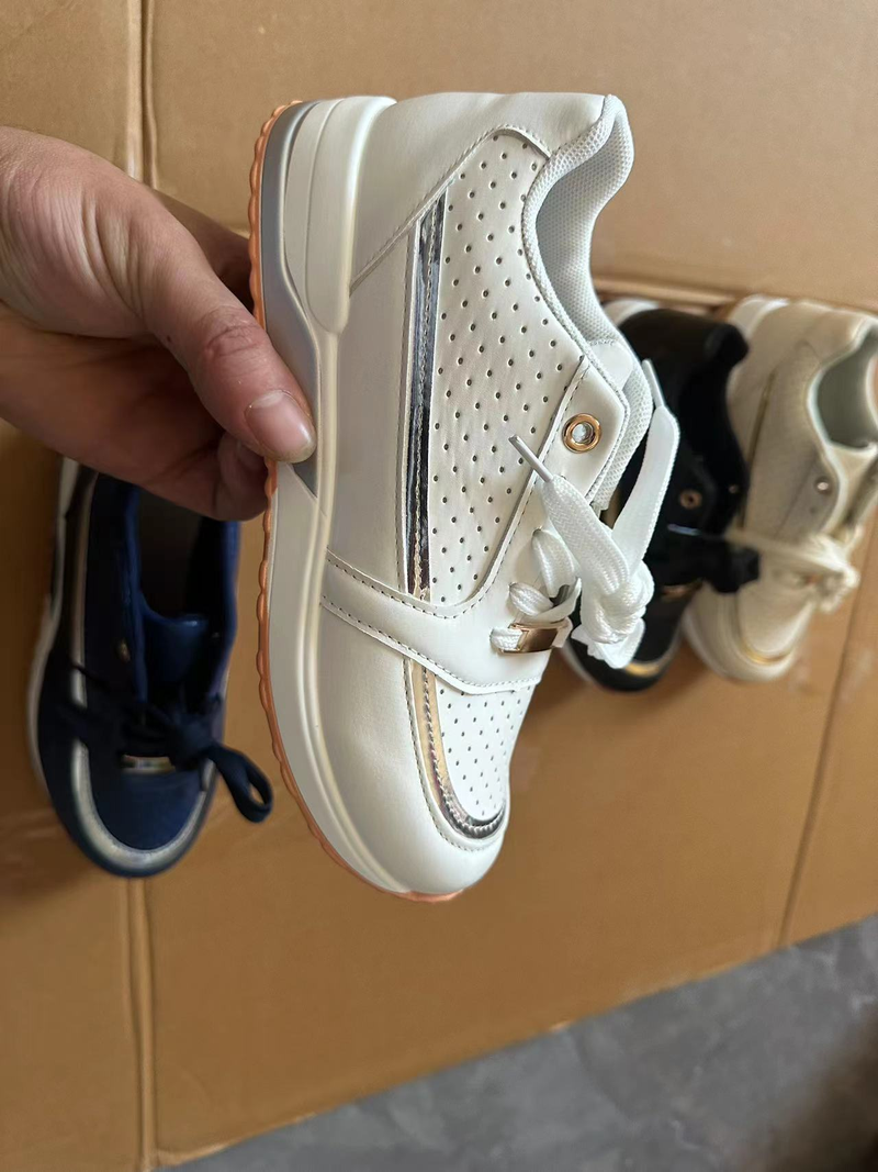 2024 New Women's Sports Shoes Large Size Color Matching Women's Casual Sports Comfortable Casual Shoes Jaadu_voghion.com