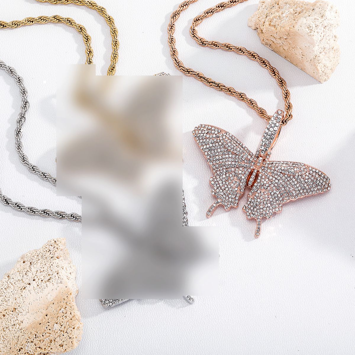 INS Style Bling Super Flash Alloy Full Diamond Butterfly Pendant High End Women's Necklace _voghion.com