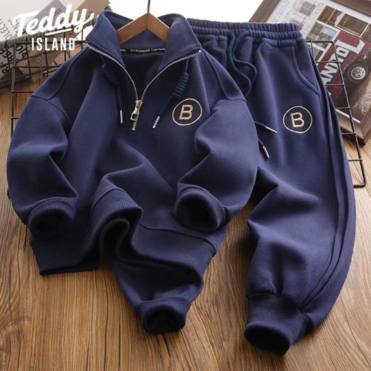 Kid's Clothing New autumn and winter suits cartoon hooded two piece suit plaid_voghion.com
