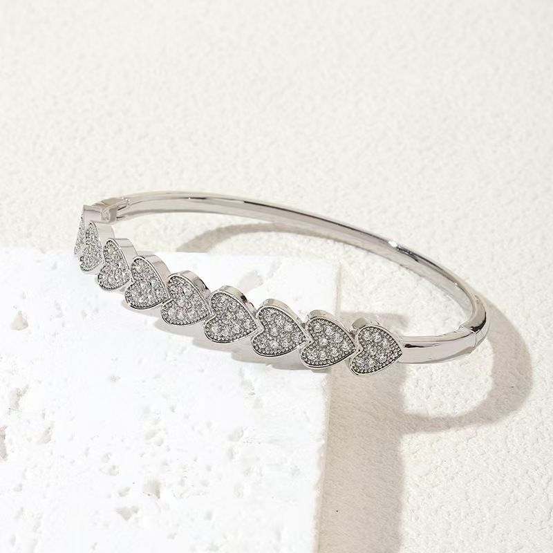 Bracciale elegante da donna con stella e cuore e zirconi cubici, bracciale aperto regolabile per l'uso quotidiano, in oro e argento con zirconi intarsiati_voghion.com