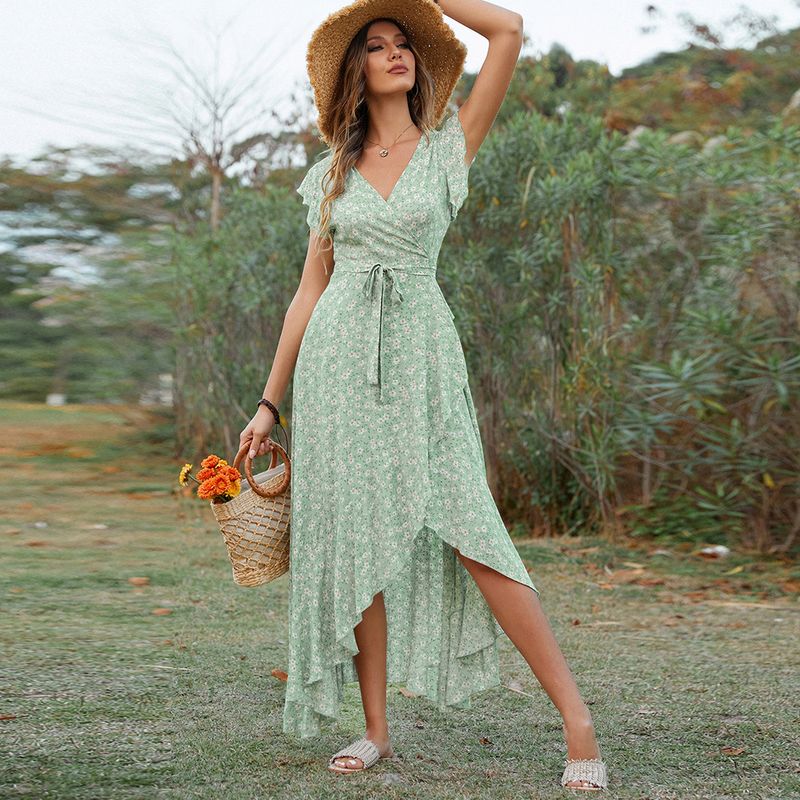 Bohemian v-neck strappy big hem vacation dress_voghion.com