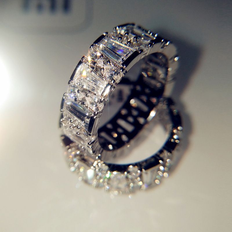 Fashion Versatile Simple Shiny Square Trapezoid Crystal Row Diamond Ring Jewelry_voghion.com