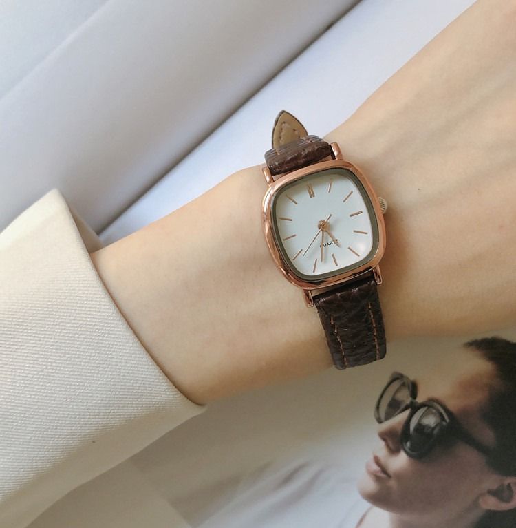Koreaanse stijl Trendy, minimalistische, gepersonaliseerde, retro en originele stijl Student, man en vrouw, kwartsband, koppelhorloge_voghion.com