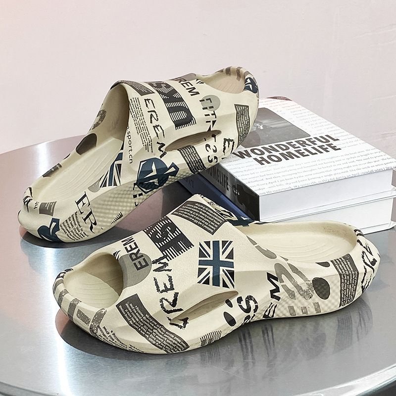 Sommer-Hausschuhe für Herren mit dem Gefühl, auf Kot zu treten, rutschfeste dicke Sohle, trendige Oberbekleidung, gerader Schnitt, lässig_voghion.com